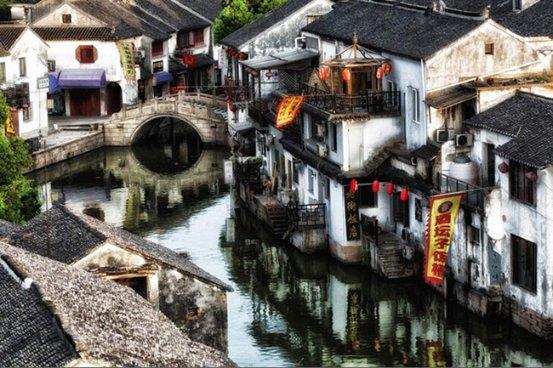 逃离粉红岛